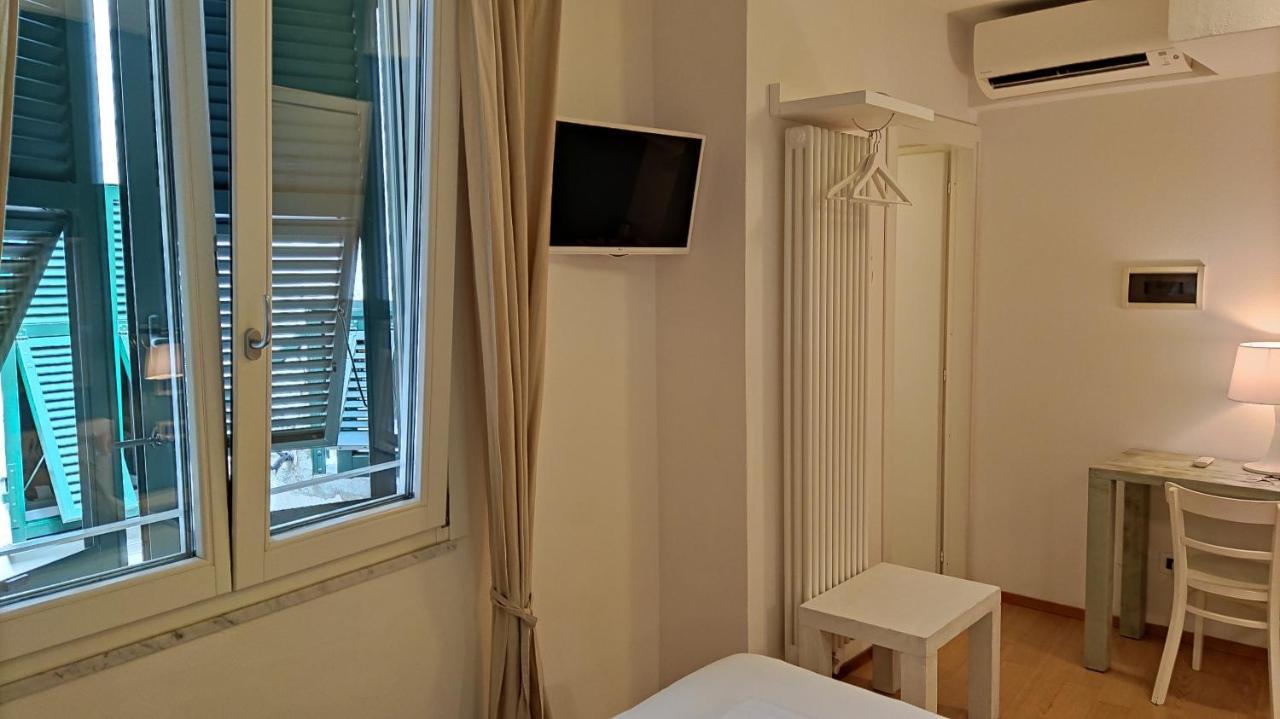 Santa Marta Rooms - Via Roma 23 Vernazza Kültér fotó