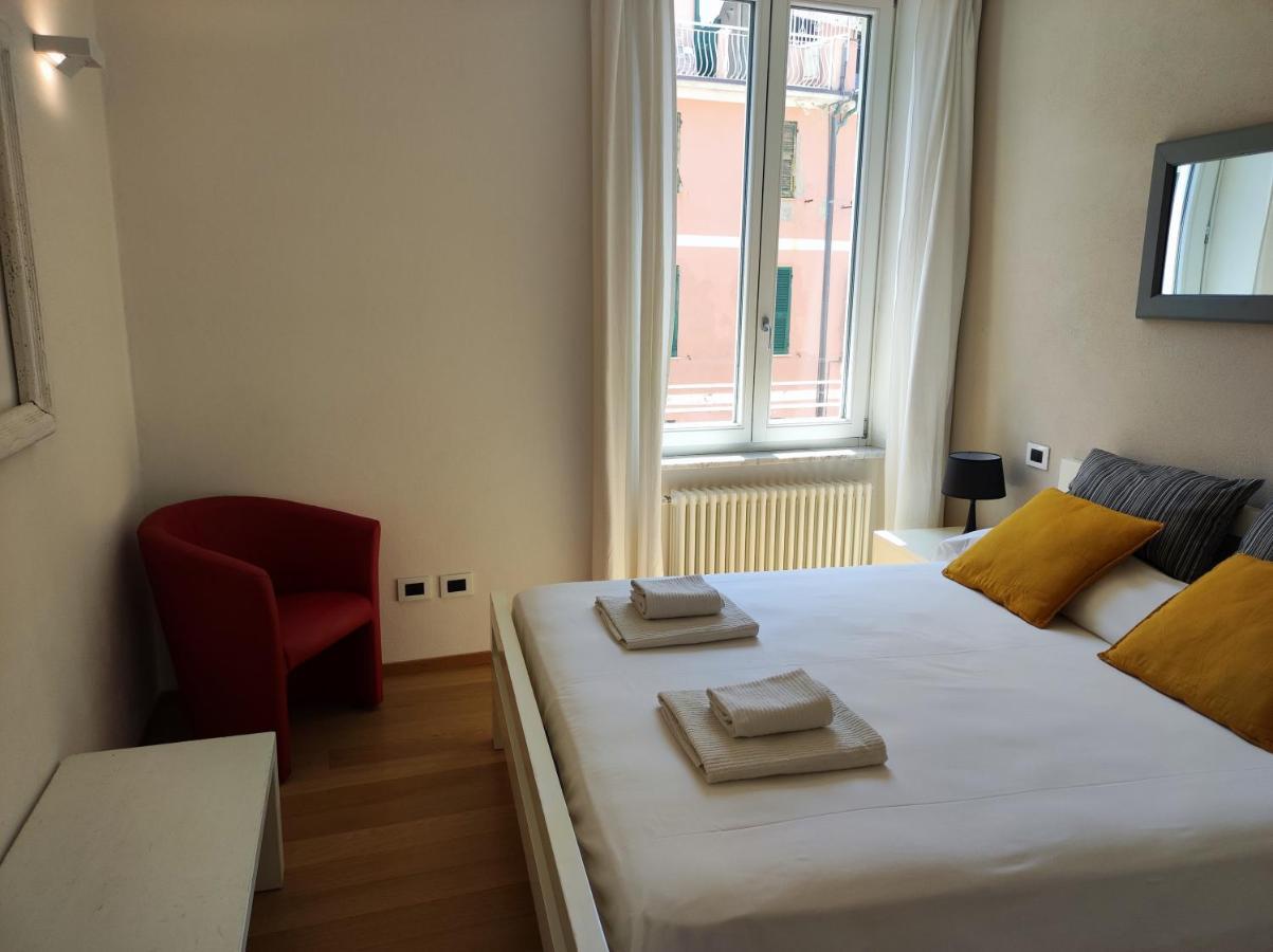 Santa Marta Rooms - Via Roma 23 Vernazza Kültér fotó